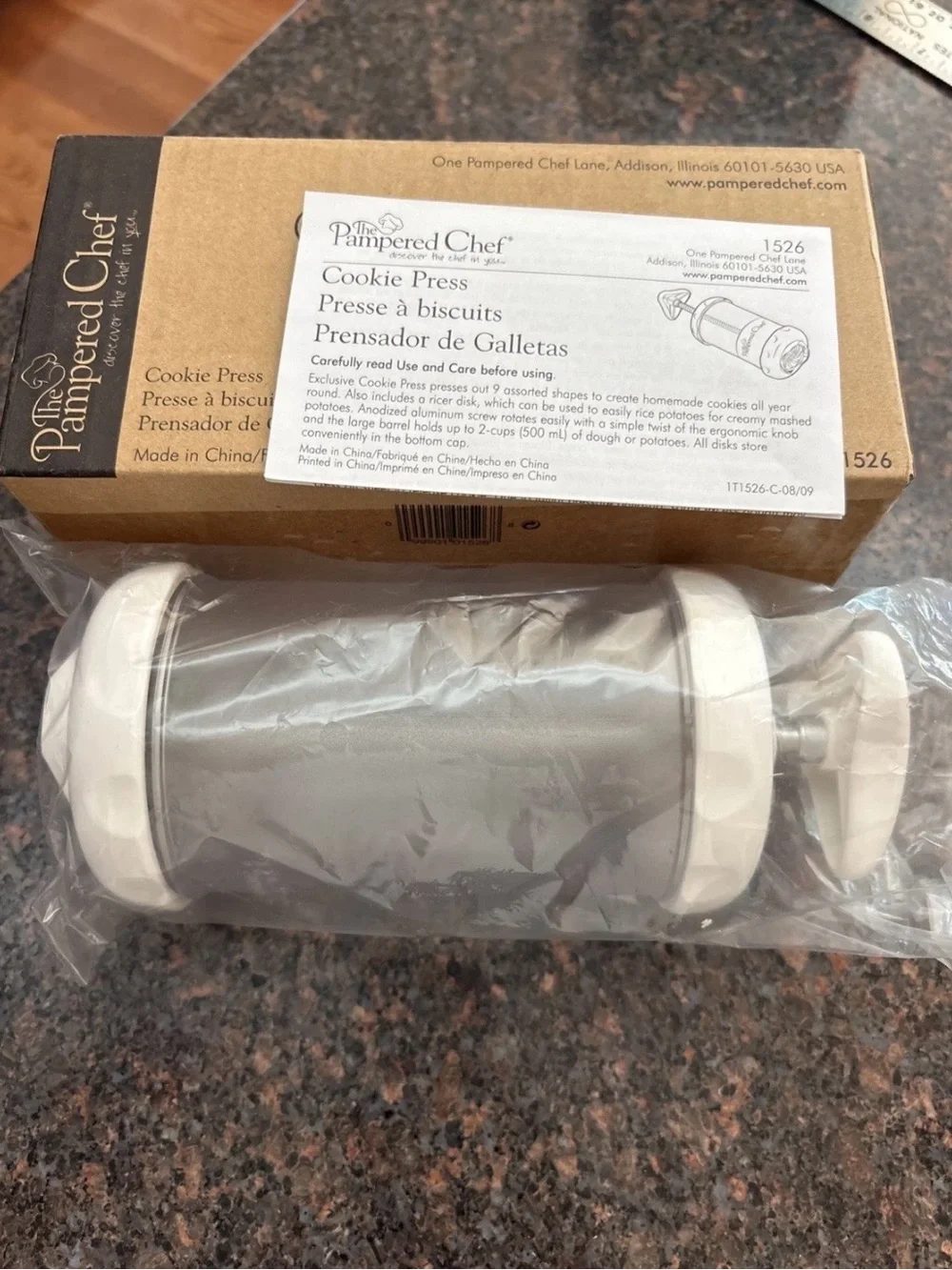 NEW Pampered Chef Plastic Cookie Press Model 1526 + 10 Discs & Instructions